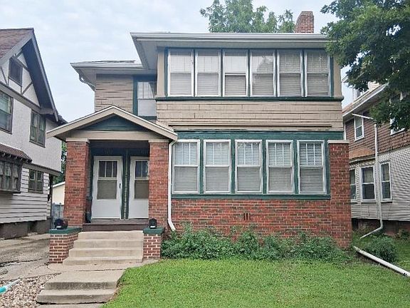 2nd image of 1115-1117 N Elmwood Ave