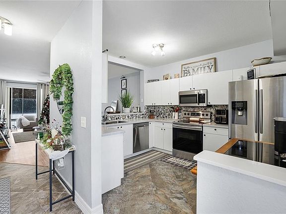 5th image of 610 Luisa CT #802-1
