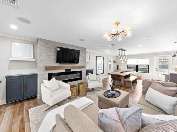 313 JAMES ST, Boerne, TX 78006