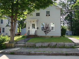 33 Norton St, Nashua, NH