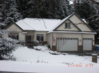 855 Kiowa Trl, Fox Island, WA 98333
