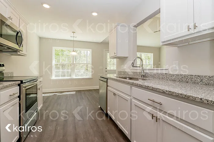 225 Western Red Cedar Dr — Photo 6