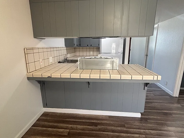 50 N 19th Ave #C — Photo 15