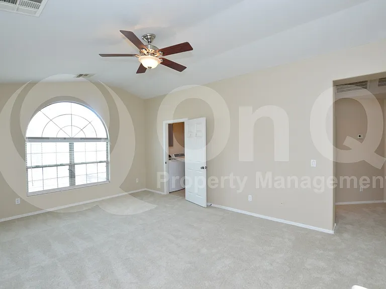 1453 S Sinova Ave — Photo 7