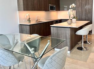 88 SW 7th St APT 3606, Miami, FL 33130