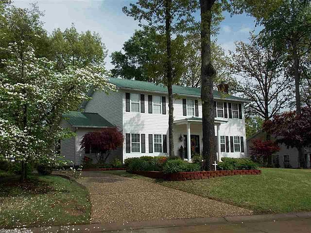 1st image of 2 River Oaks Blvd