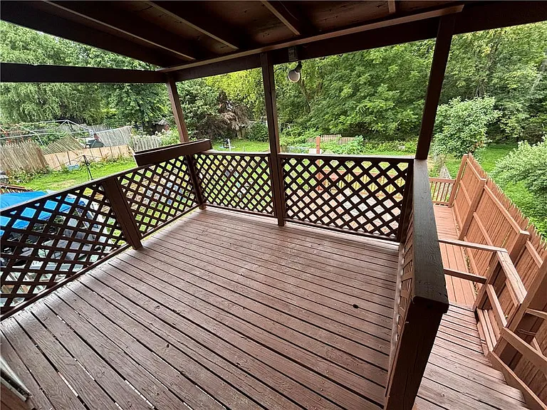840 Constitution Dr — Photo 14