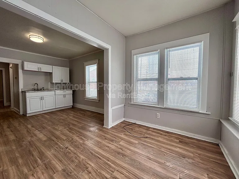 2513 Sanford St #1 — Photo 6