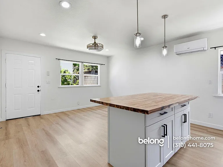 314 S Santa Anita Ave — Photo 9