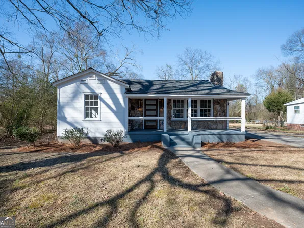 112 E Belmont Dr, Calhoun, GA 30701