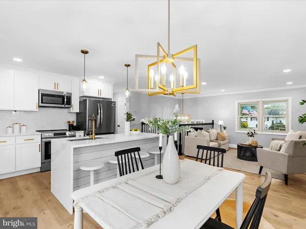 906 Silver Maple Ct, Glen Burnie, MD 21060