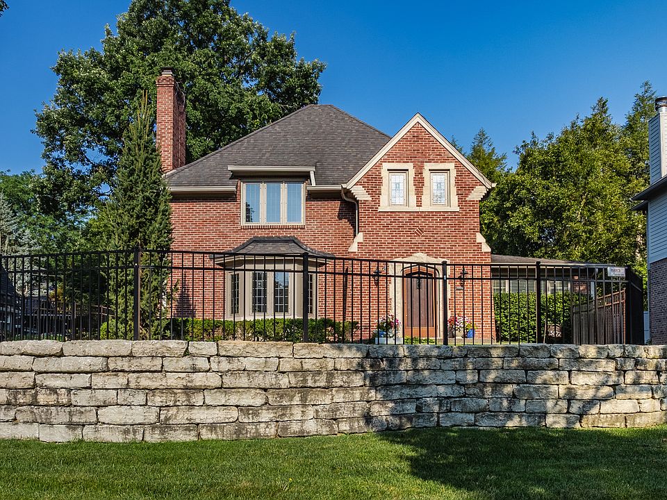 1st image of 5872 Forest Ln