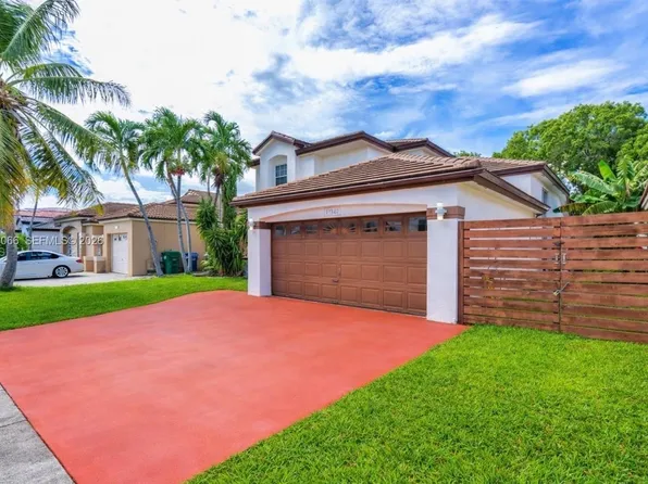 13249 NW 9th Ln, Miami, FL 33182