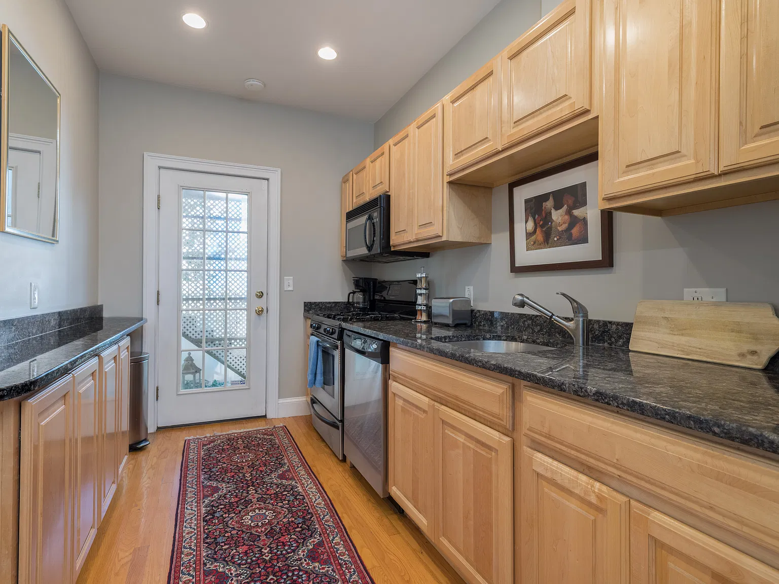 48 Telegraph St — Photo 4