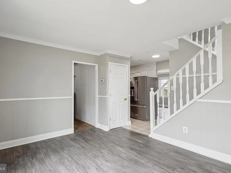 9490 Mooregate Ct — Photo 9