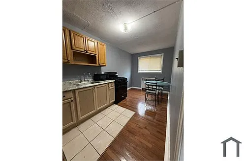 6301 Sylvester St #1 Photo 1