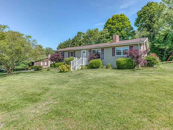 5th image of 117 Reed Rd