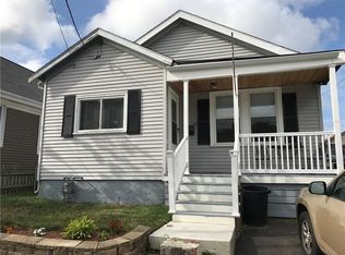 45 Finch Ave, Pawtucket, RI 02860