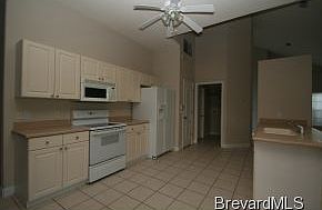 4th image of 1827 Sussex Ct