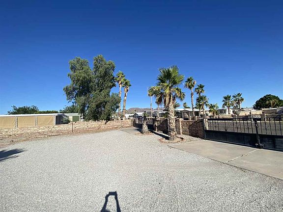 4th image of 13584 E 47th Dr