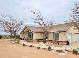 7915 Outpost Rd, Oak Hills, CA 92344