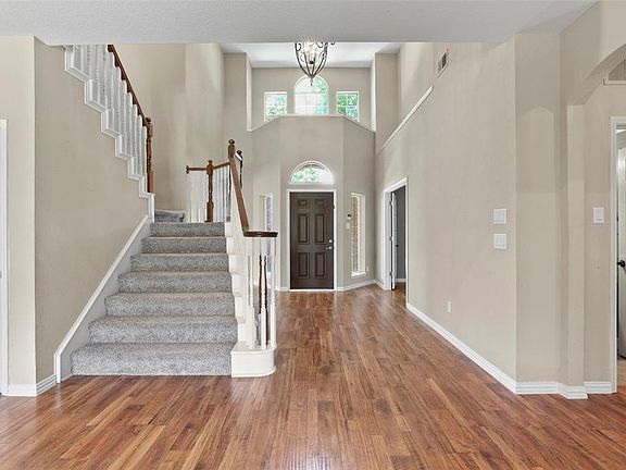 3rd image of 2920 Jacobson Dr