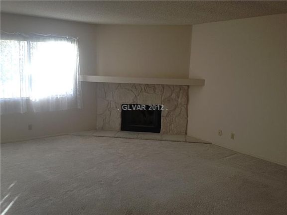 3rd image of 1405 Cedar Rock Ln
