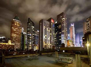 325 W 45th St APT 702, Manhattan, NY