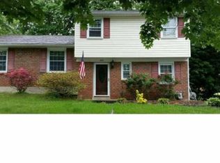 802 Adams Dr, Brookhaven, PA 19015