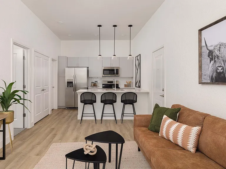 Rendezvous Trail Apartments — Photo 9