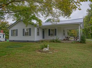 615 Briarwood Rd, Clarksville, TN 37040