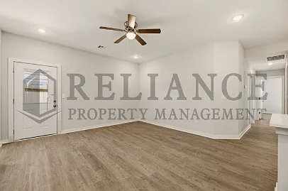 2420 S Wheatland St — Photo 13