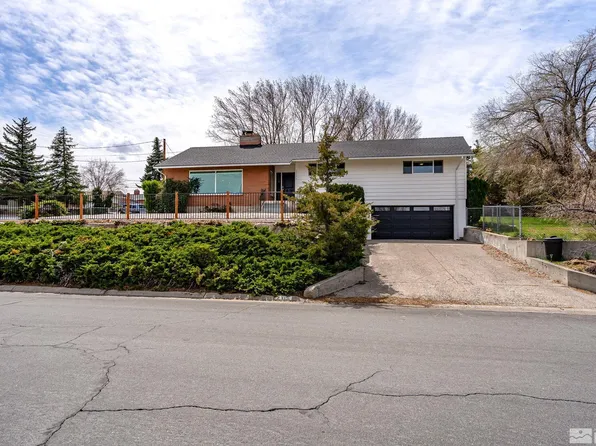 2315 Armstrong Ln, Reno, NV 89509