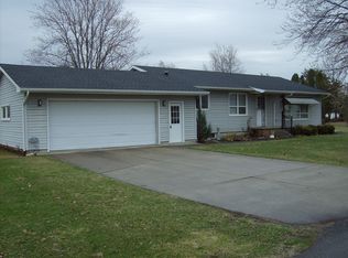 613 3rd St, Hamler, OH 43524