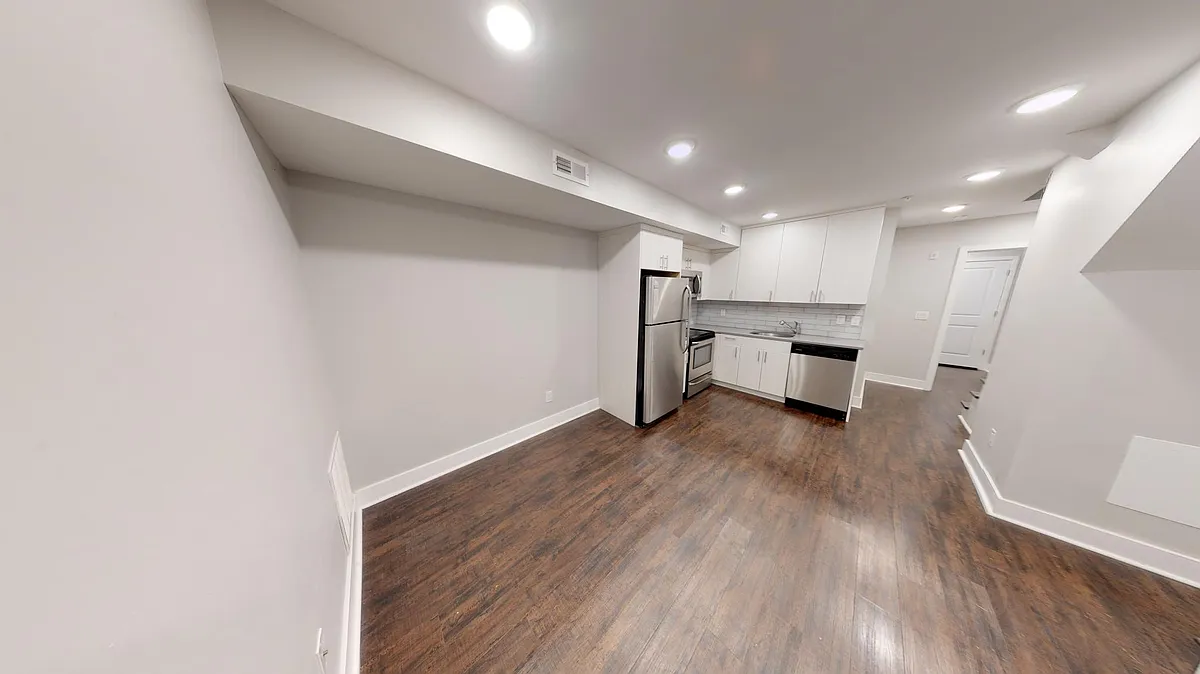 Building Photo - 4433 Baltimore Ave #1F