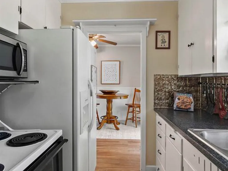 2945 S 42nd St — Photo 11
