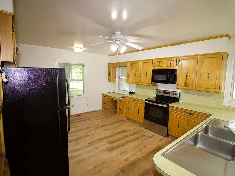 1502 Electric Rd SW — Photo 7