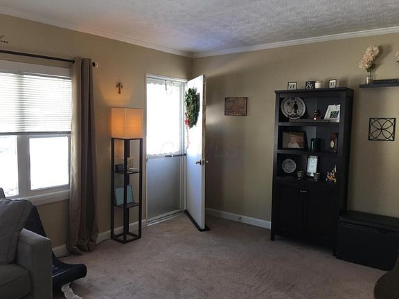 4th image of 1019 Woodlawn Ave
