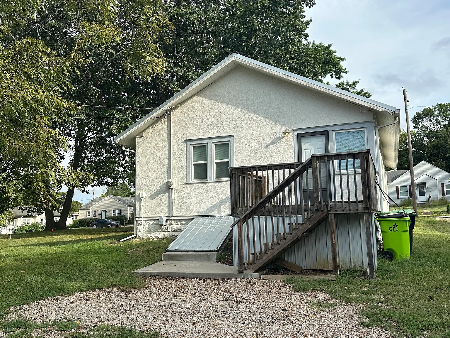 2 bed, 1176 sqft, $1,600 — Photo 2