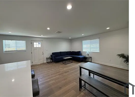 816 E 87th Pl #75 — Photo 2