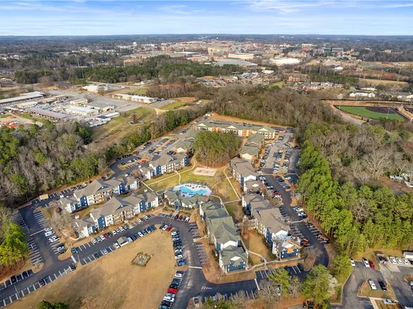 626 Shug Jordan Pkwy APT 237, Auburn, AL 36832