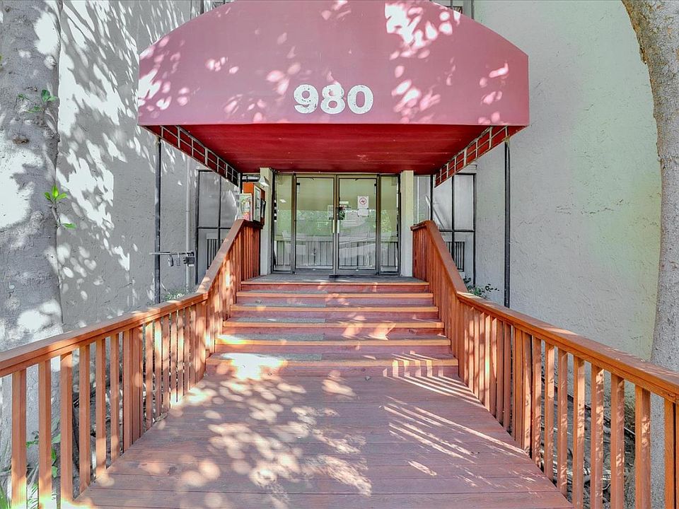 1st image of 980 Kiely Blvd Unit 207