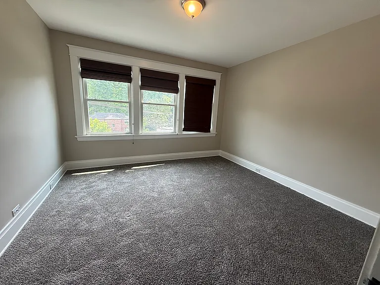 1013 Delta Ave — Photo 15