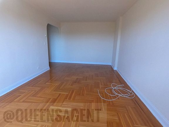 4th image of 47-09 Skillman Ave #6