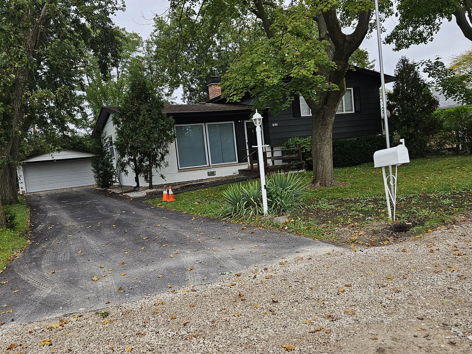 3 bed, 1200 sqft, $3,500 — Photo 1