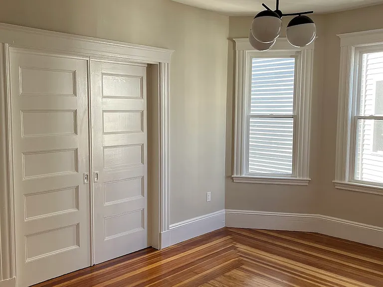 20 Taft St #2 — Photo 8