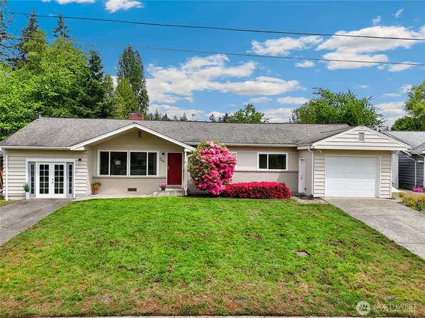 944 165th Avenue SE, Bellevue, WA 98008