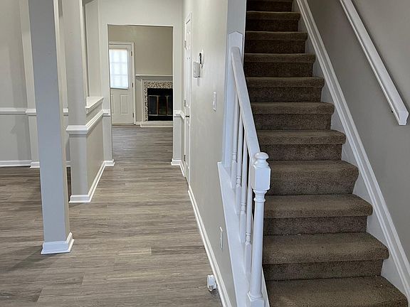 2nd image of 4200 Minnard Ct