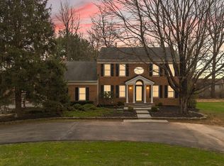 5820 Winegrove Ct, Derwood, MD 20855