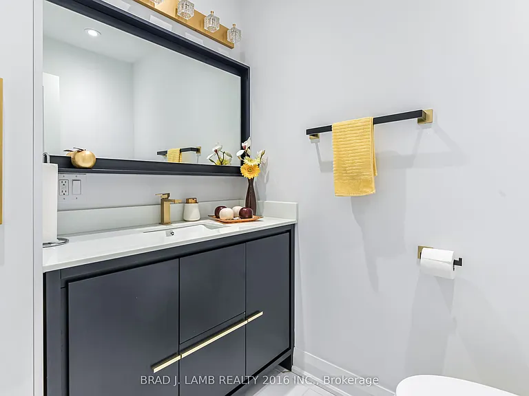 54 Campbell Ave #2 — Photo 21